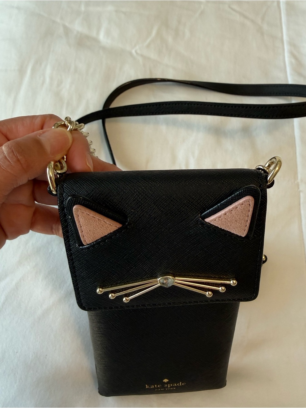 Kate Spade Black Cat Leather Crossbody Phone Bag with Chain-and-Leather Strap - Picture 8 of 12
